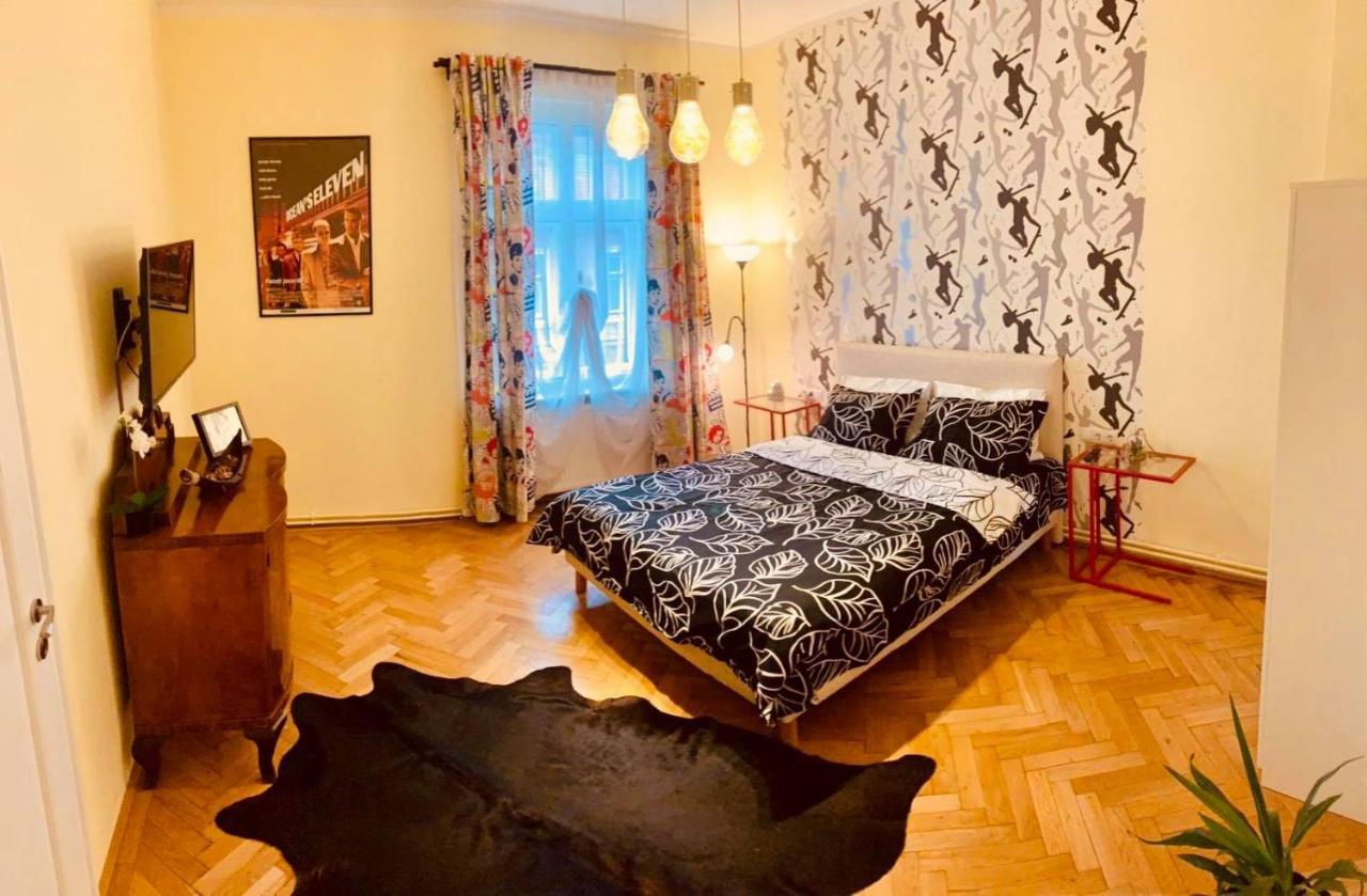 Cinematheque Ultracentral Apartment Nagyszeben Kültér fotó