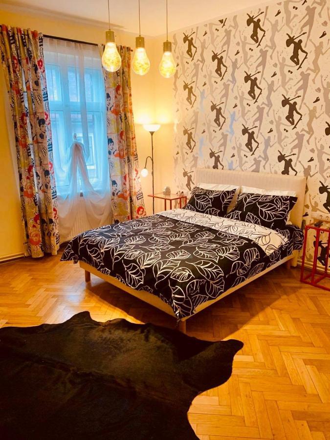 Cinematheque Ultracentral Apartment Nagyszeben Kültér fotó