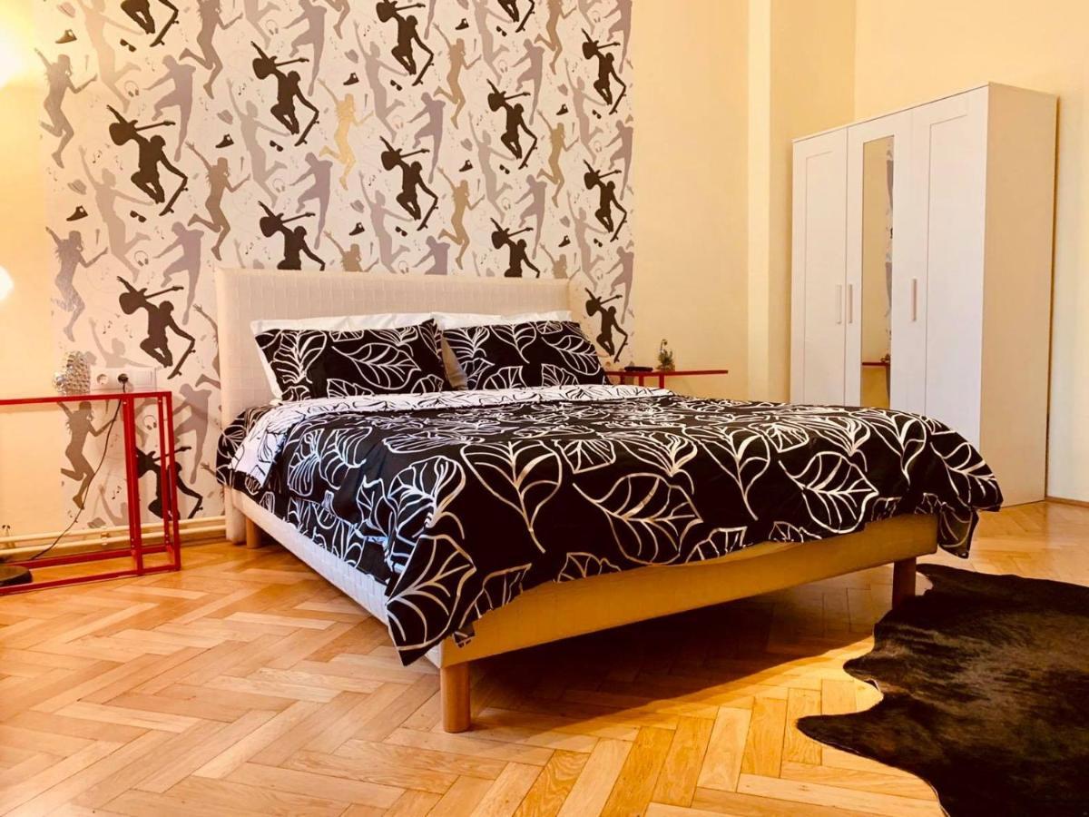 Cinematheque Ultracentral Apartment Nagyszeben Kültér fotó